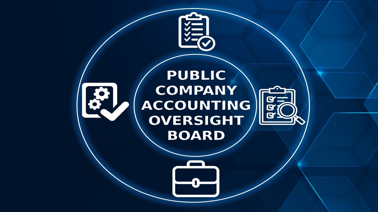 PCAOB کایل اس. هاپتمن را به عنوان عضو هیئت مدیره سوگند یاد می کند