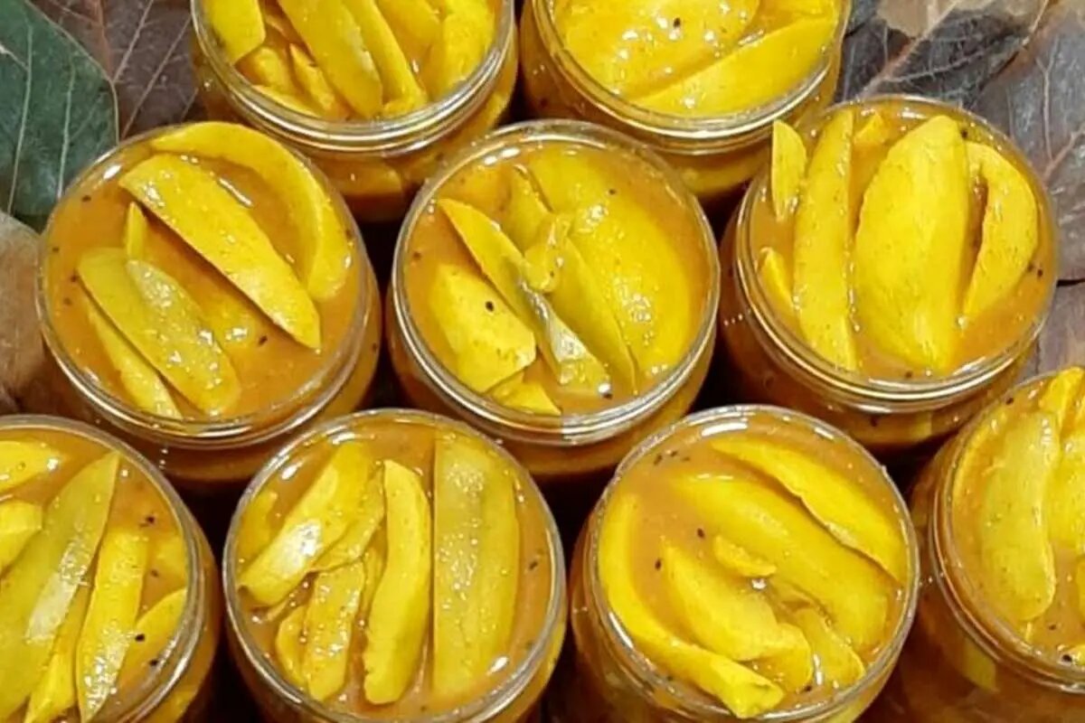 ترشی انبه جنوبی؛ بمب طعم و چاشنی همیشگی سفرههای خاص