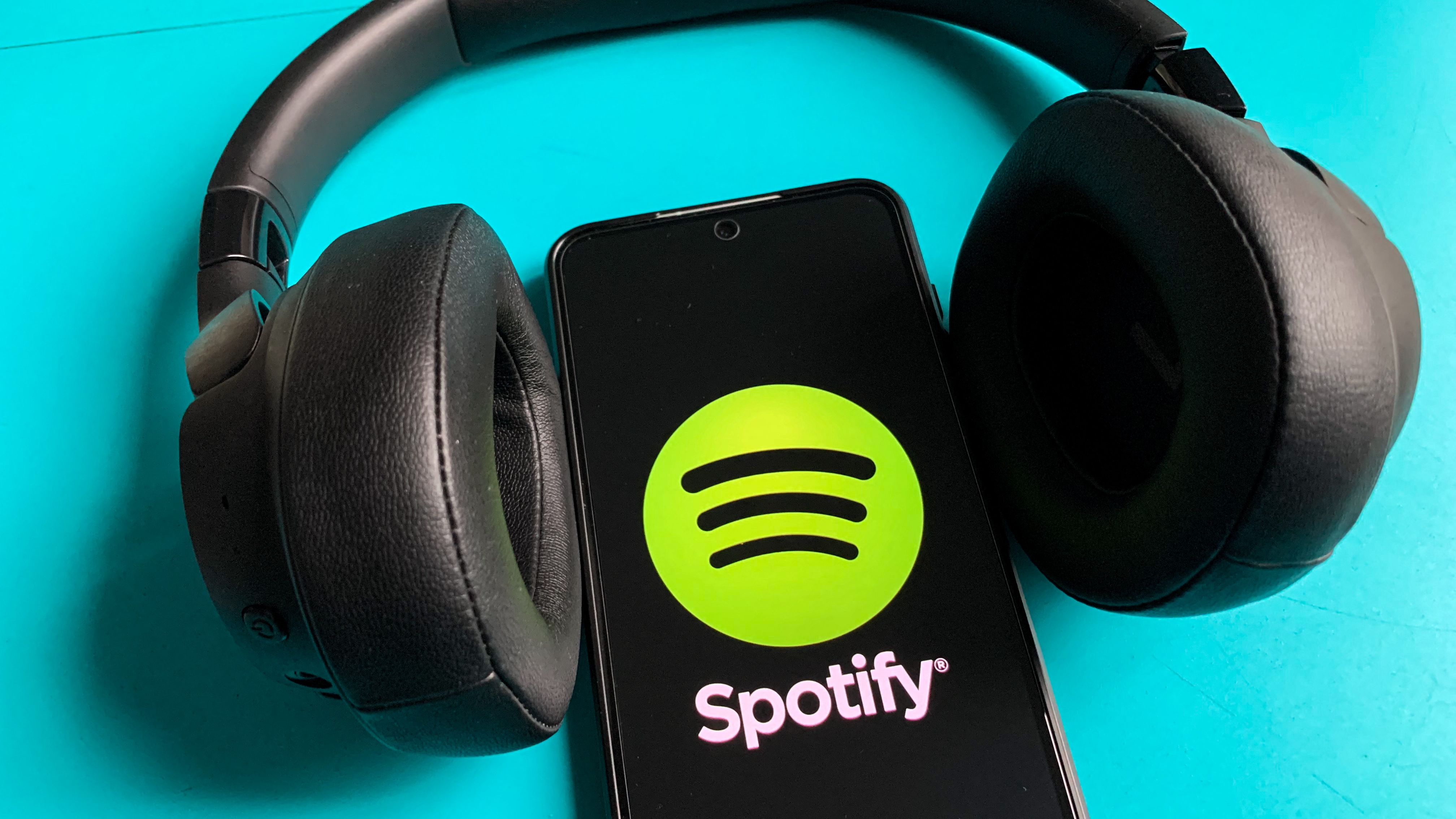 برچسب شخصی AI Spotify برای حذف هنرمندان هوش مصنوعی از الگوریتم شما