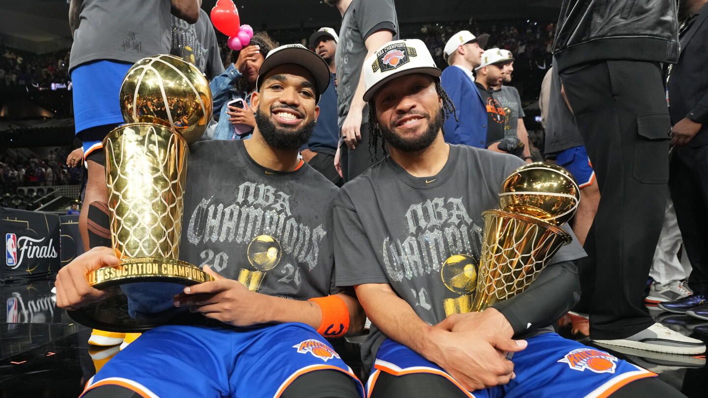 NBA بهترین فصل را در NBC و Peacock با سه هدر با حضور لبرون، 76ers در نیویورک در شب رینگ