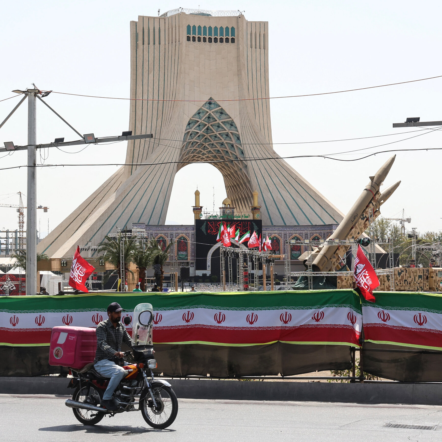 چگونه ایران حملات خود را با کاهش مهمات جنگی ایالات متحده تطبیق داد