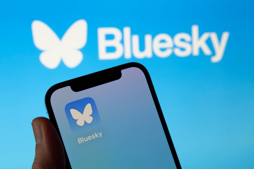 پایگاه کاربر فعال Bluesky در حال کاهش است زیرا تمرکز آن فراتر از برنامه گسترش می یابد
