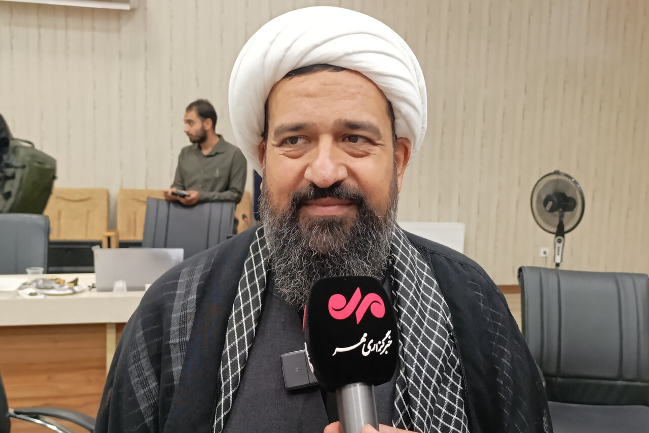 امام جمعه چهارباغ اعلام کرد: فرهنگ‌سازی محور برنامه‌های حجاب و عفاف