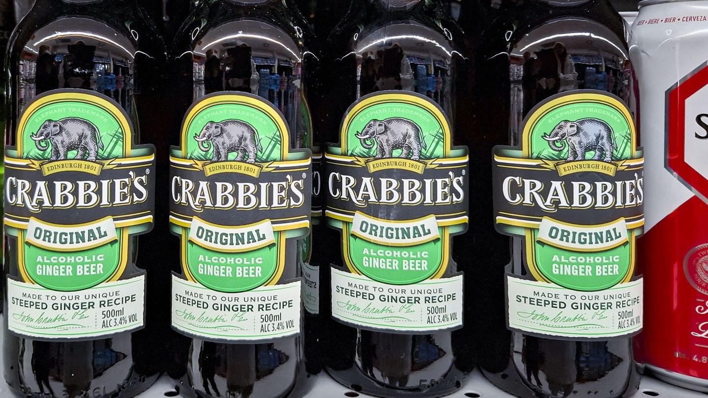 Halewood بریتانیا، Crabbie's را به گروه محلی Brookfield Drinks میفروشد