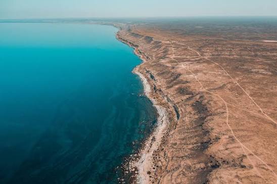 قزاقستان نظارت بر دریای خزر را در میان چالشهای زیرساخت بندری تقویت میکند