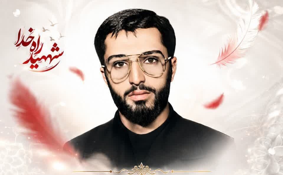 تشییع باشکوه پیکر شهید «جمشید صالحی» در الیگودرز