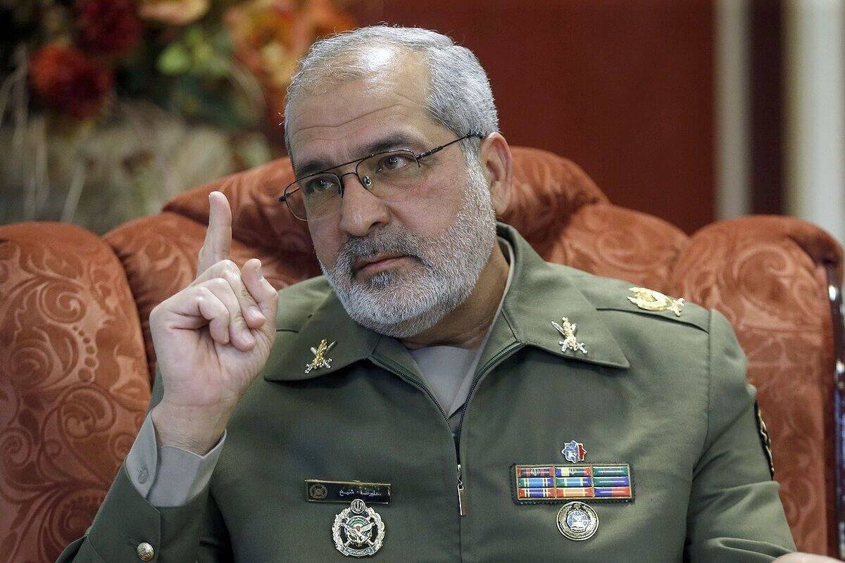 معاون اجرایی ارتش: بیش از ۷۵ درصد توان موشکی و پهپادی ایران دستنخورده است/ تغییر اهداف سیاسی آمریکا نشانه شکست راهبردی است
