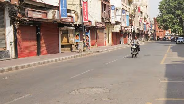 Karnataka Bandh Against Cauvery Water Release به TN واکنش متفاوتی را مشاهده کرد