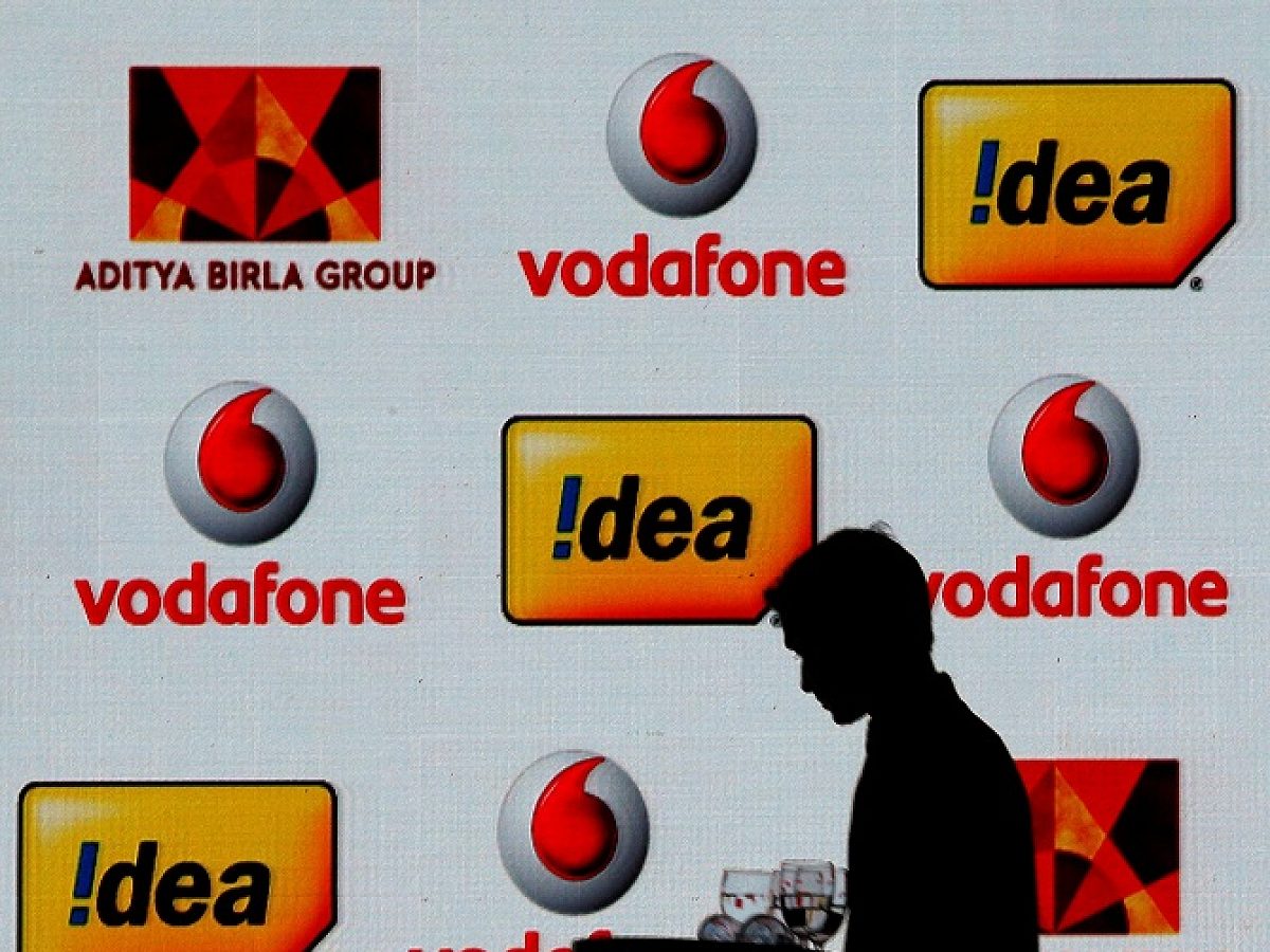 Telcos Owe Govt 1.4 Lakh Cr در بدهی های AGR تا سال مالی 26