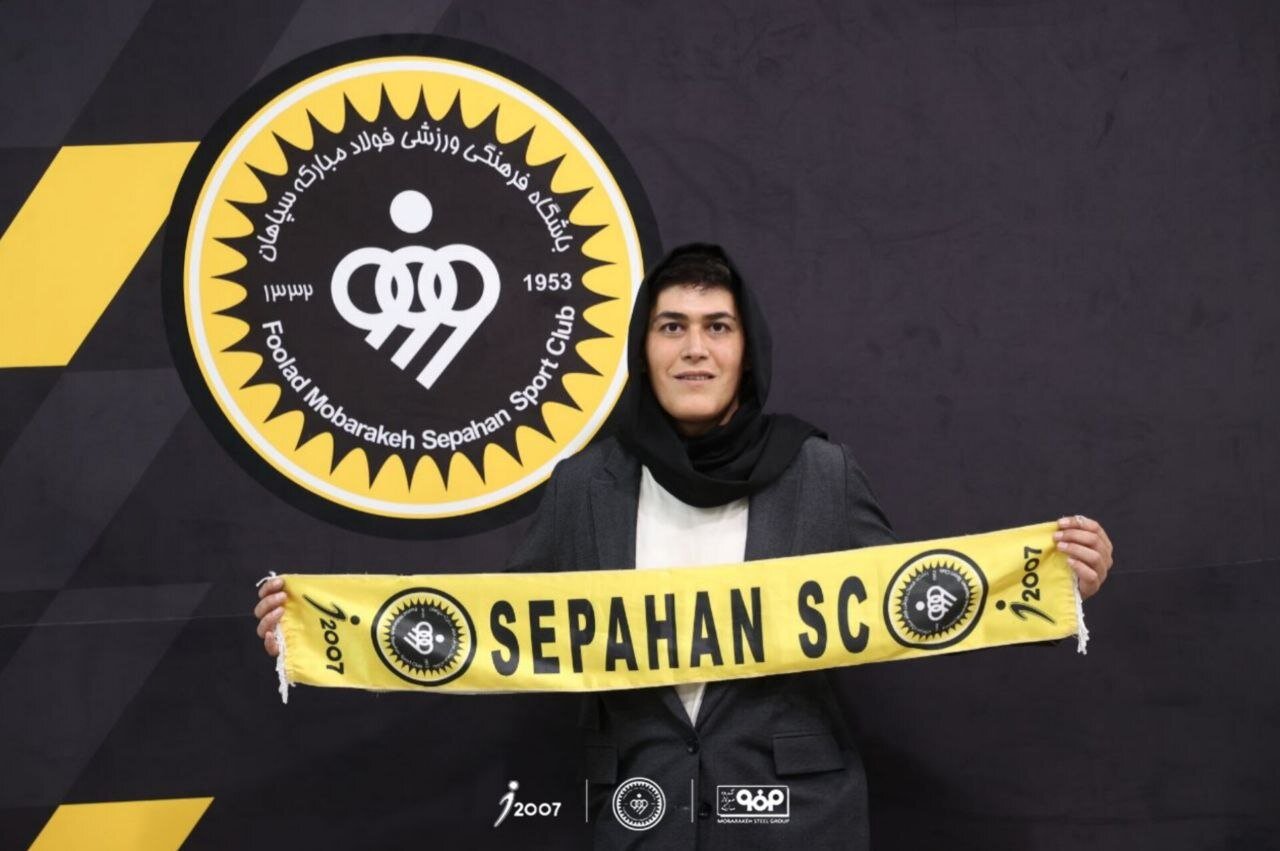 دروازه‌بان تیم‌ ملی، سپاهانی شد