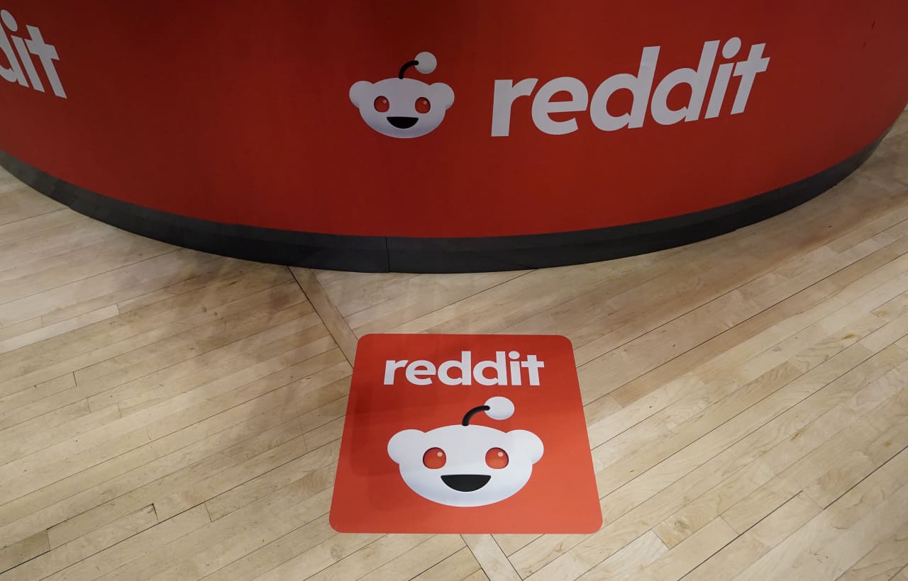 Reddit پس از ماه ها گمانه زنی به S&P 500 می پیوندد. تحلیلگران این نگرانی ها را دارند.