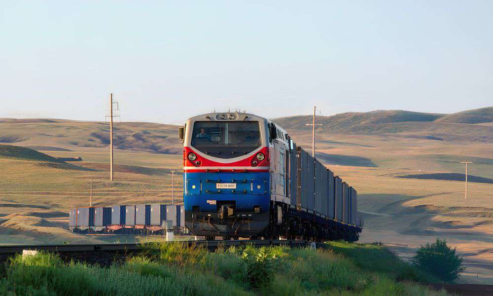 استراتژی کریدور میانی قزاقستان گزینه های جدیدی را برای پاکستان از طریق آذربایجان باز می کند - AFZ