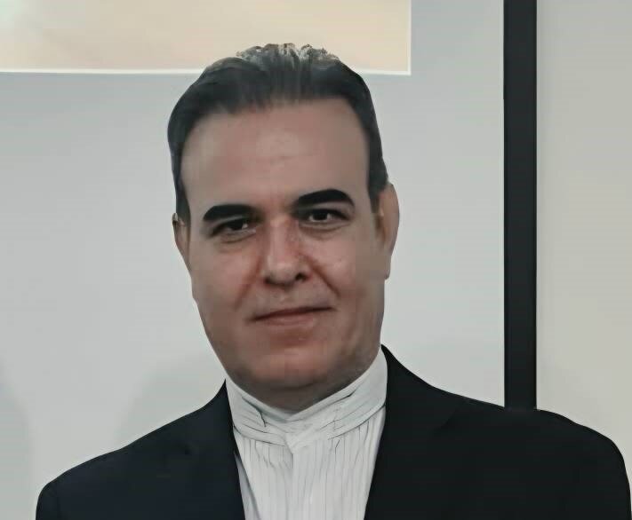 آقای وزیر؛ برکناری مدیرعامل تأمین اجتماعی باید بر مدار قانون باشد