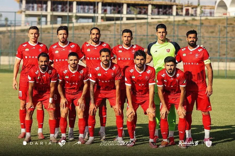 عکس | رونمایی از پیراهن پرسپولیس برای فصل جدید