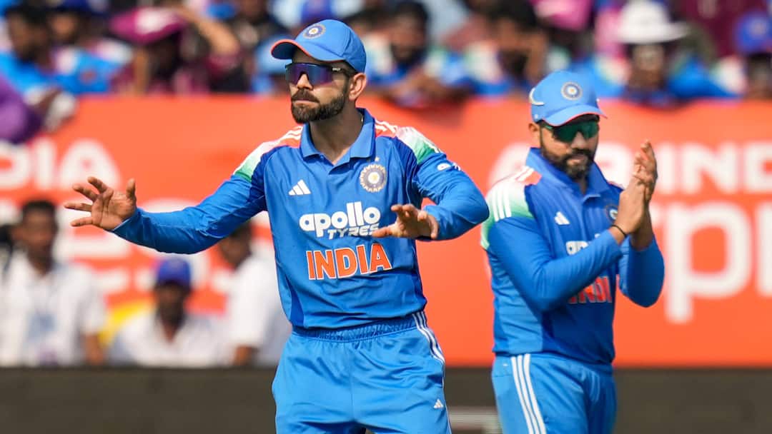 Virat Kohli و Rohit Sharma اینترنت را با پیام های میهنی روز اول شکستند