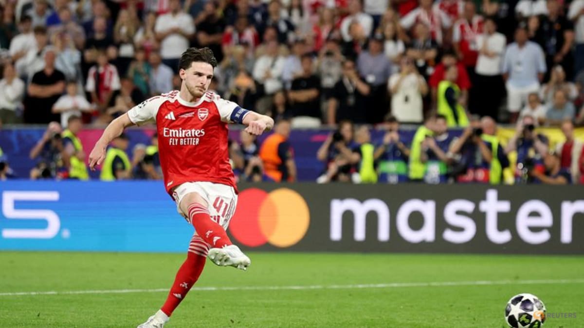 آرتتا می‌گوید سه بازیکن آرسنال، رایس، ساکا و زوبیمندی برای Community Shield در دسترس هستند