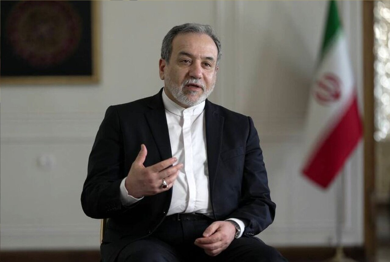 عراقچی: مانعی در صدور روادید برای اتباع افغانستان در وزارت امور خارجه وجود ندارد
