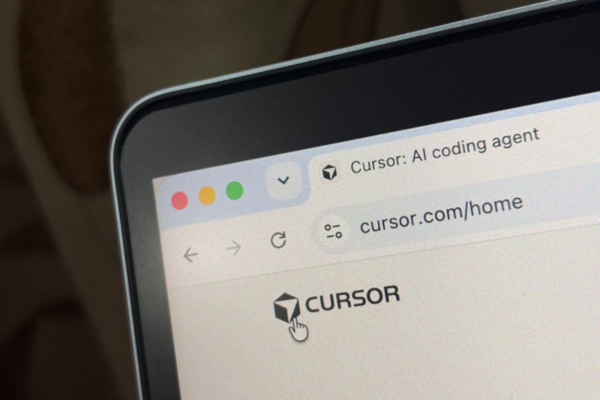 SpaceX رسما خرید Cursor خود را می بندد