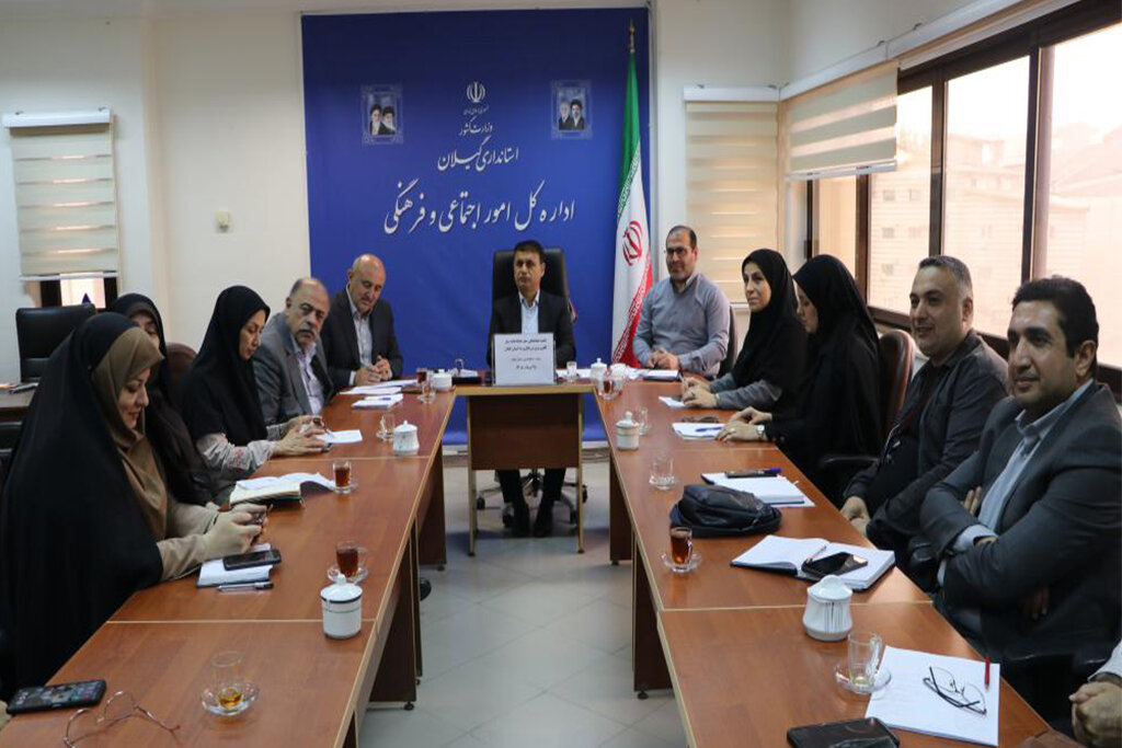 سفر تماشاخانه سیار کانون پرورش فکری به گیلان؛ یک فرصت فرهنگی