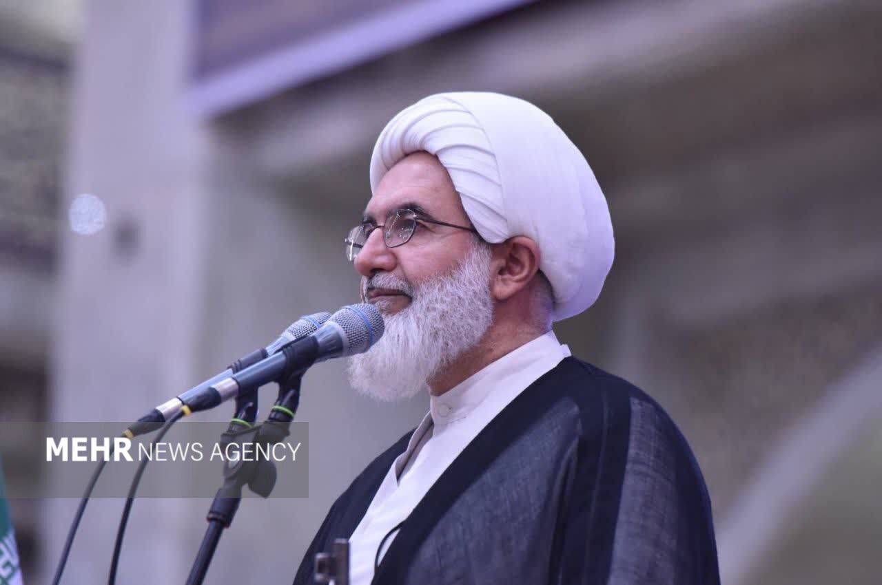 تأکید بر نقش آموزش و پرورش در بازسازی هویت اسلامی
