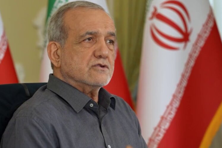 نوه هایتان نمی گویند امسال هم کاری کن مدرسه ها مجازی شود؟ + ویدئو | پاسخ پزشکیان را ببینید