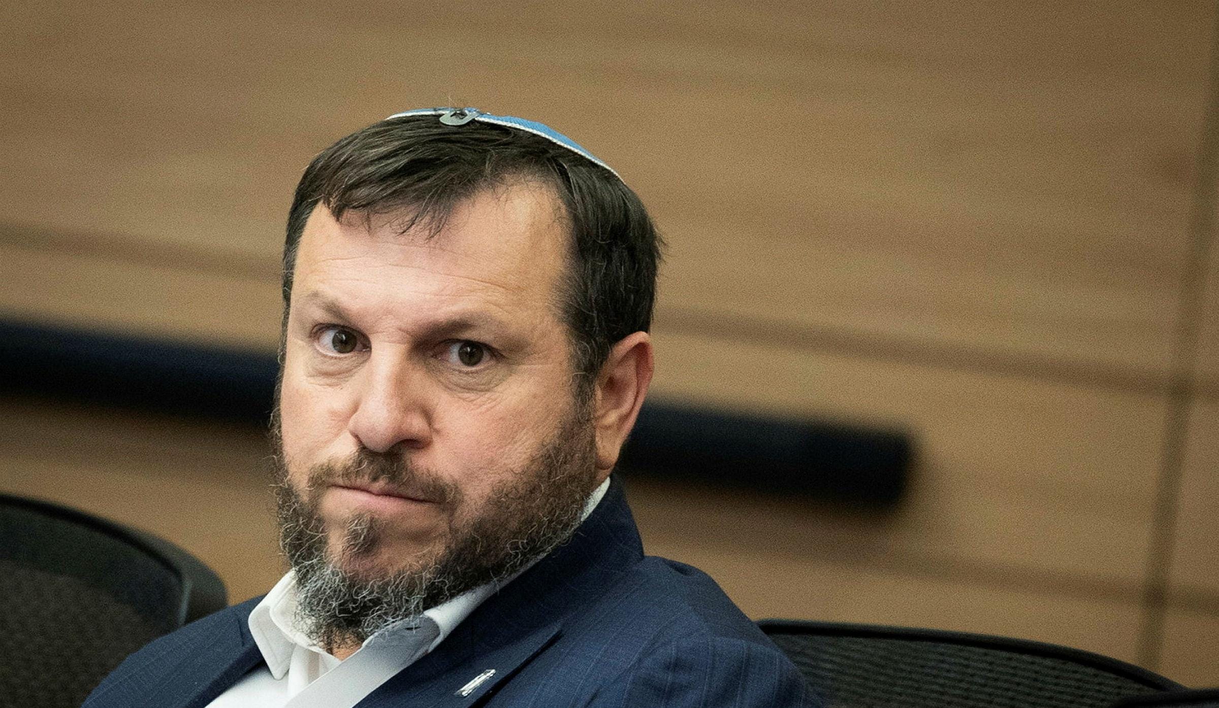 کانال 14 قبل از انتخابات، مقالاتی را با بودجه دولت در مورد تبلیغ وزیر لیکود منتشر کرد