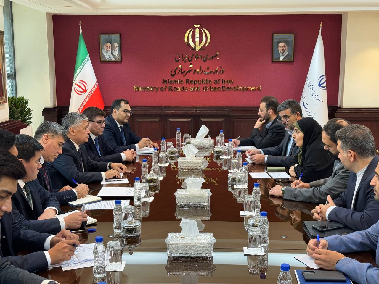 ازبکستان و ایران تلاشهای خود را برای افزایش ترانزیت و جریان محموله افزایش میدهند