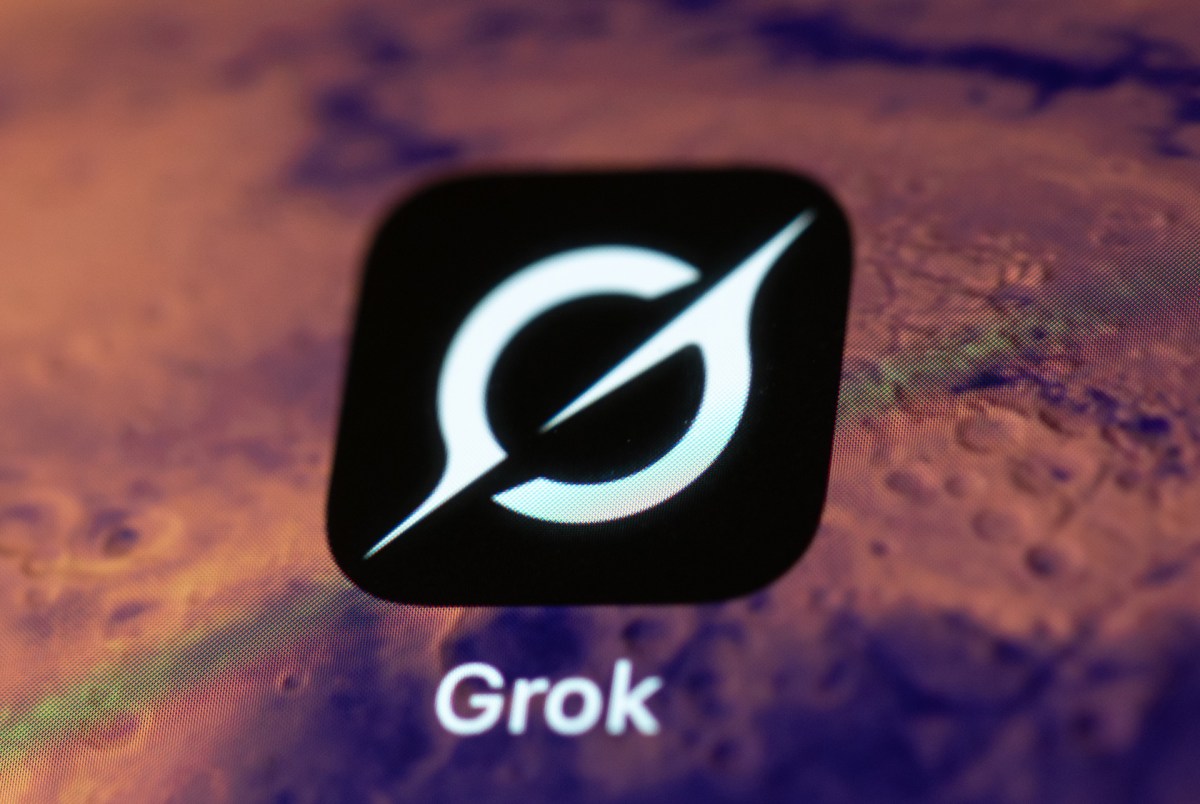 Grok به ارسال پاسخ های گنده برای کاربران ادامه می دهد