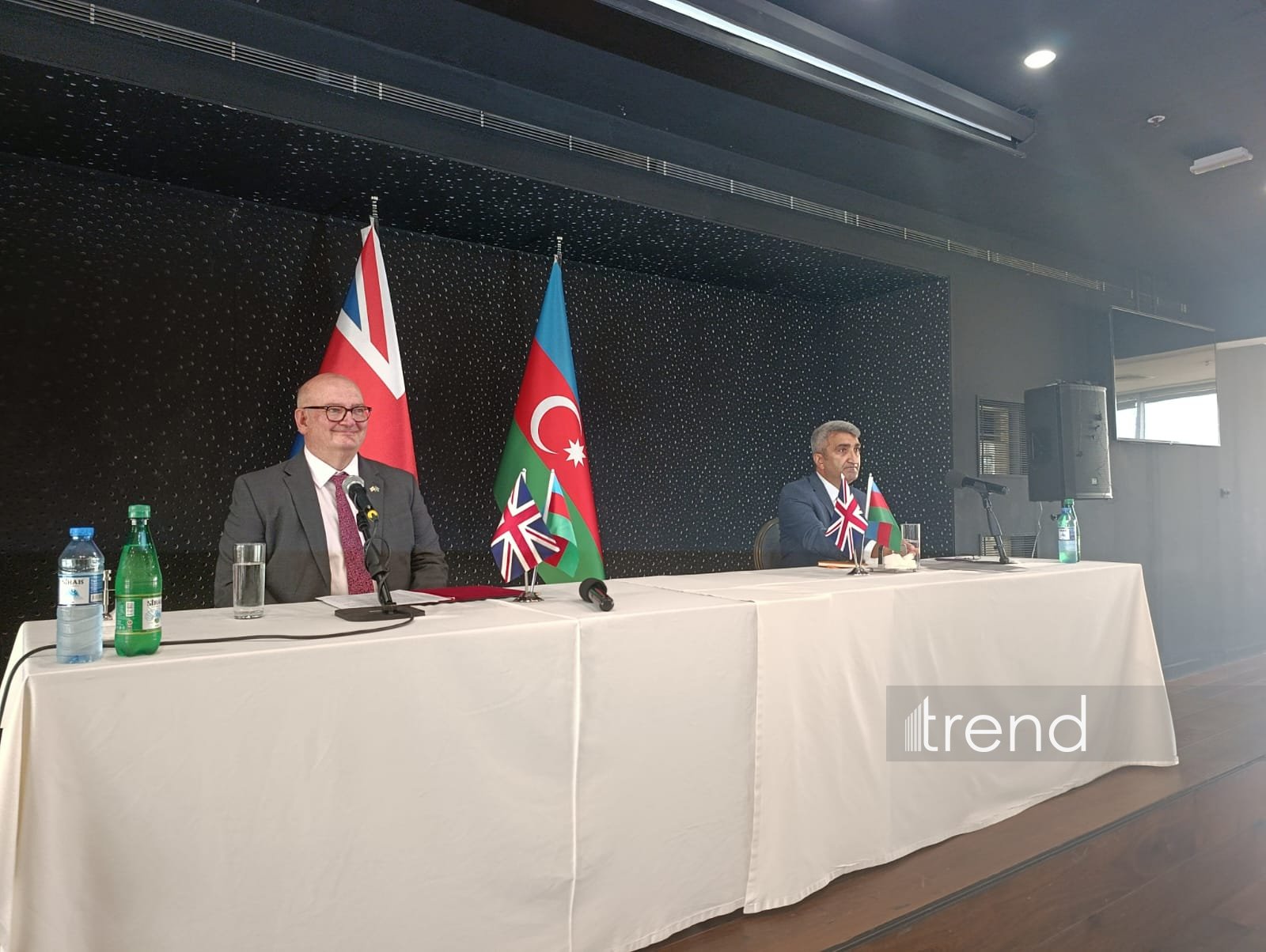 سفیر بریتانیا - آذربایجان نقش کلیدی در ثبات منطقه ایفا می کند