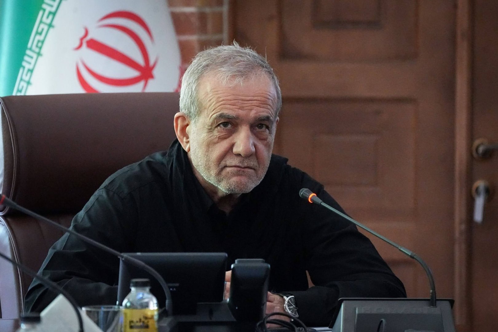 پزشکیان ایران خواستار پایان دادن به جنگ با آمریکا در حالی که در موضع قدرت است