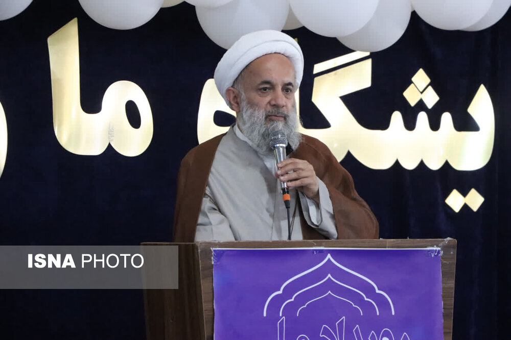 امام جمعه بابل: خطر اصلی دوران غیبت، عادت کردن به نبود محسوس امام است