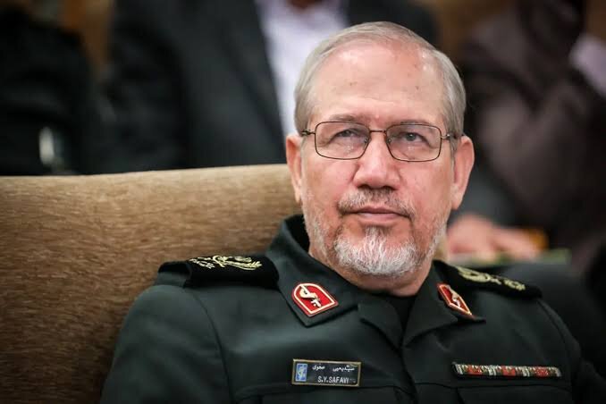 دستیار و مشاور عالی آیت الله مجتبی خامنه‌ای پیام داد؛ واکنش ایران به هر تهدیدی باید پیش‌دستانه، مقتدرانه و محاسبه‌شده باشد