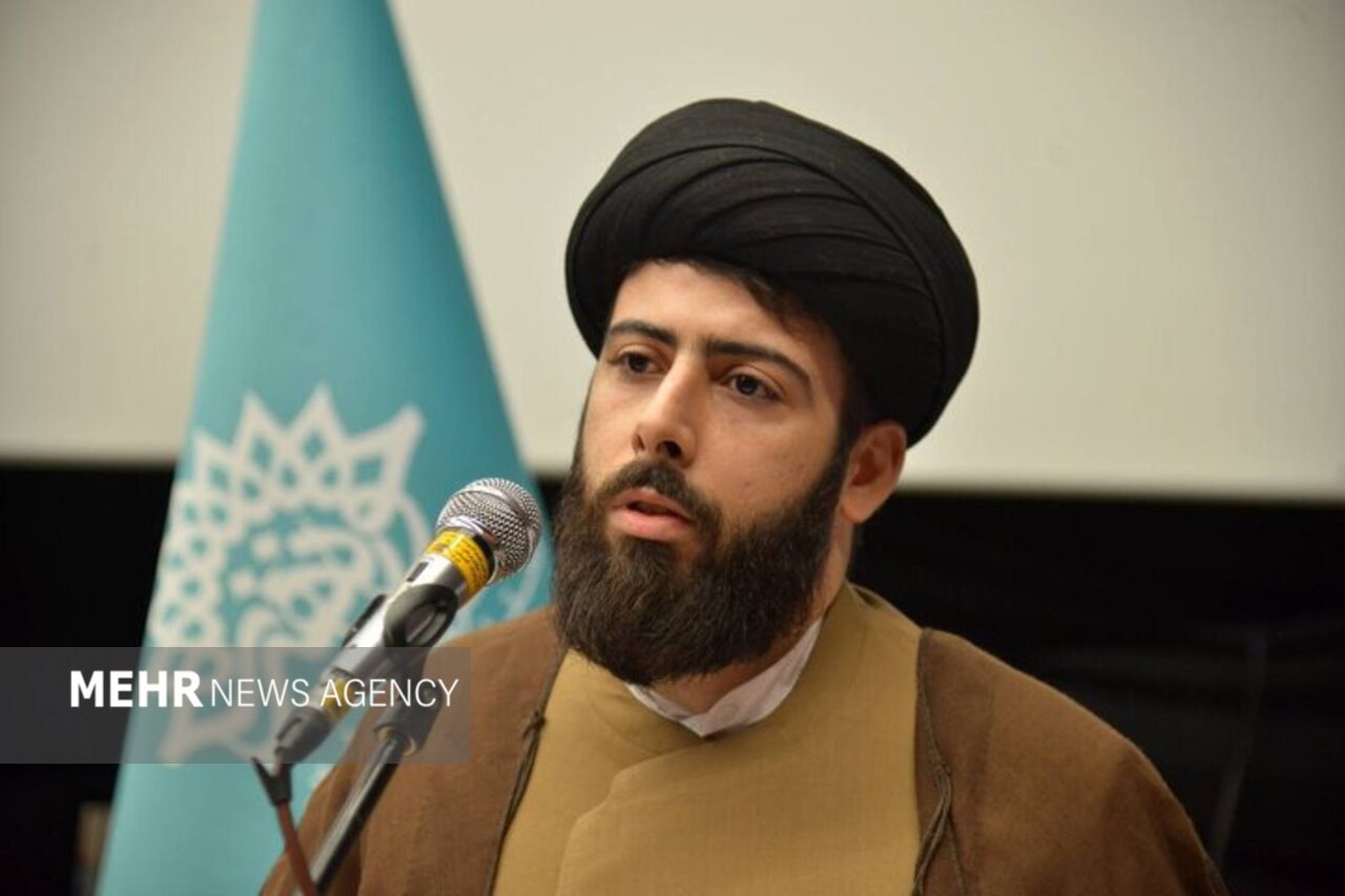 تولید آثار انقلابی از مهمترین اهداف حوزه‌ هنری است