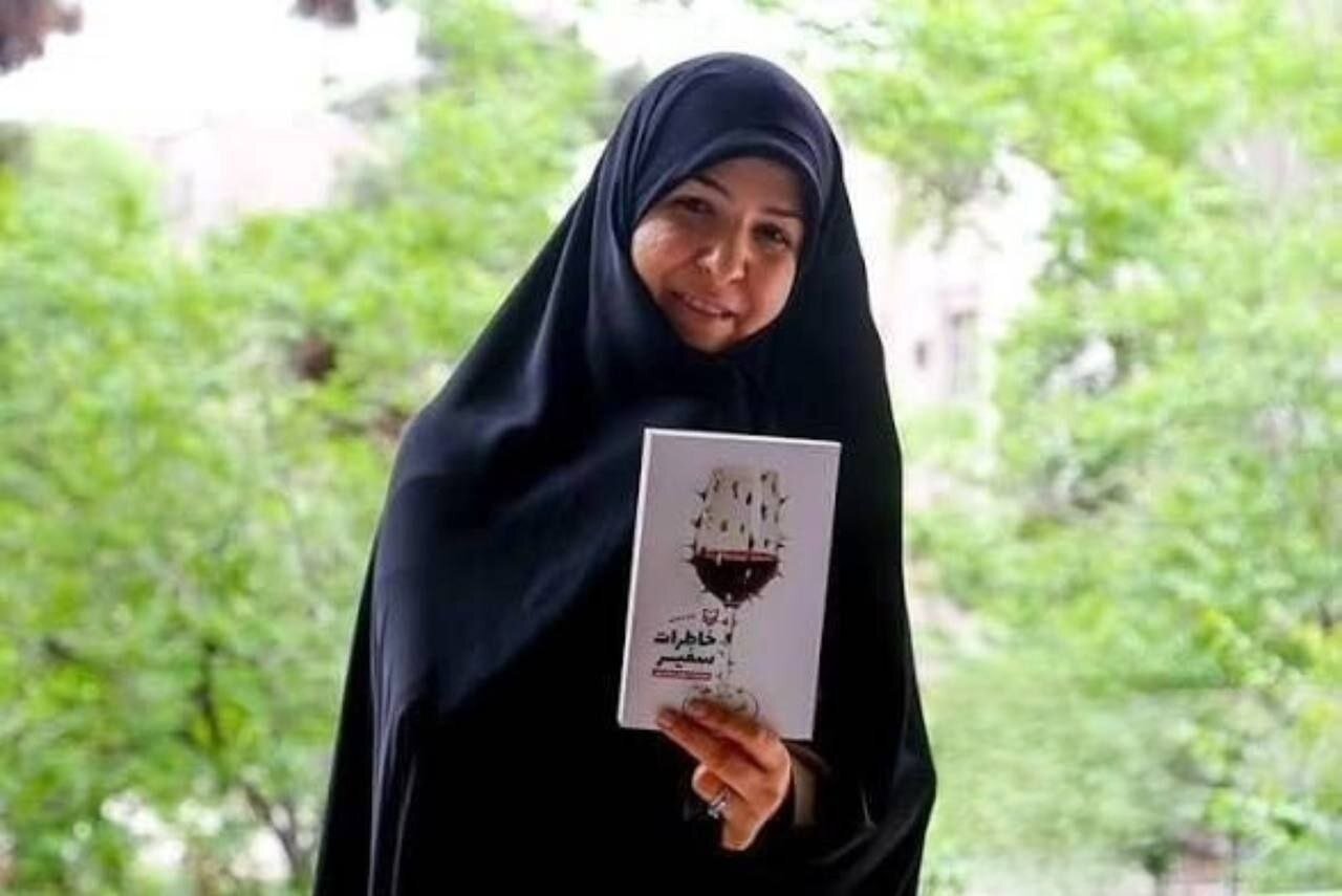 اولین واکنش و حرکت معنادار نیلوفر شادمهری پس از اخراج از فرانسه | ویدئو