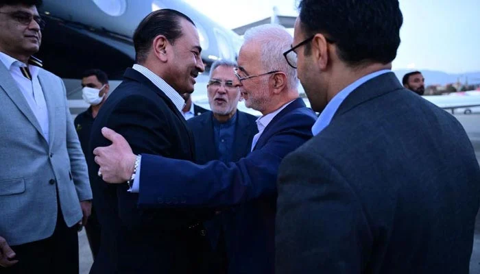 ایران می گوید که فیلد مارشال منیر برای ادامه «تلاش های صلح» به تهران سفر می کند