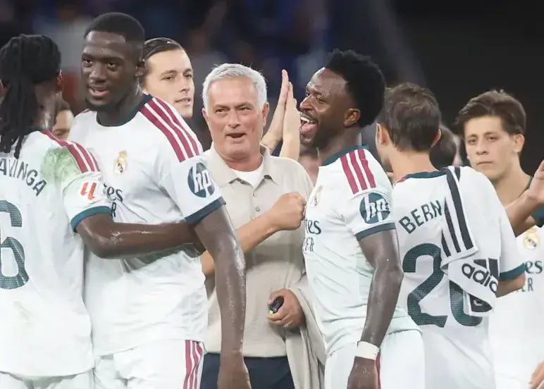 تصمیم بزرگ: حمایت تمام قد مورینیو از وینیسیوس