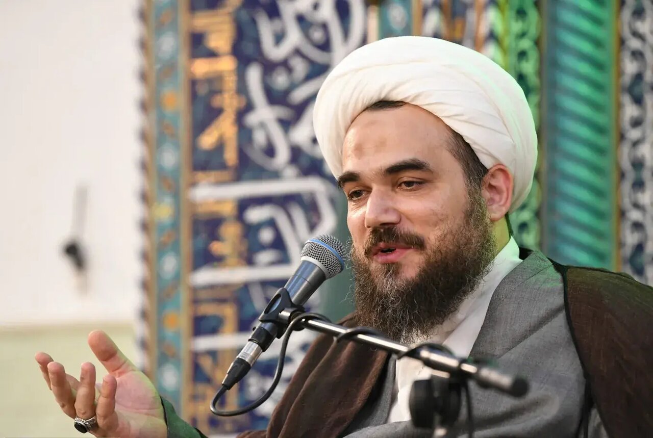 محمدی گلپایگانی: حضور در مراسم بزرگداشت همسر شهیدم از نظر عاطفی برایم سخت بود