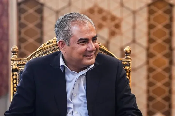 خبرنگار پاکستانی: ساعاتی پس از بازگشت از ایران، وزیر کشور پاکستان و یکی از اعضای مهم تیم میانجی‌گری با کاردار آمریکا در پاکستان دیدار کرد