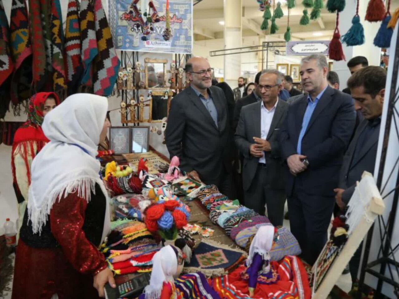 ۸.۵ همت تسهیلات به هنرمندان صنایع‌ دستی اختصاص یافت