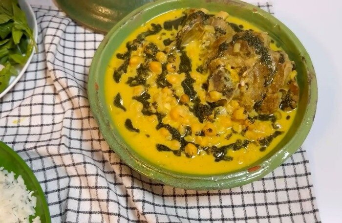 اگر گوشت گوسفندی دارید خورش بز قورمه کرمانی اصل بپزید