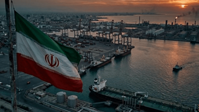 قمار ترامپ با «روز دی» اقتصادی؛ آیا این بار ایران تسلیم میشود؟