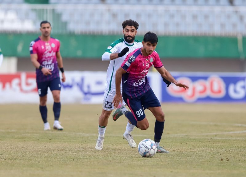 تصاویر رونمایی از  مهاجم جدا شده پرسپولیس در تیم جدید ؛ ببینید