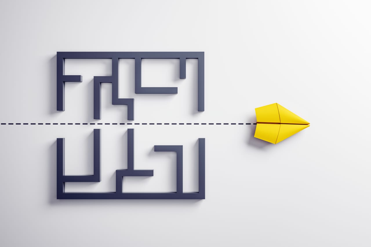 آیا باید از مشاوران رایگان موسسه مالی خود استفاده کنم یا یک فرد مستقل استخدام کنم؟