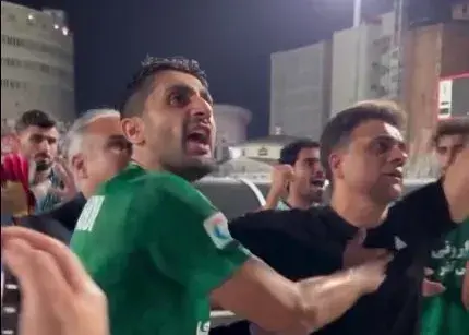 نژاد در قائمشهر لیدر شد/ بازیکنان شمس آذر پشت سرمربی (عکس)