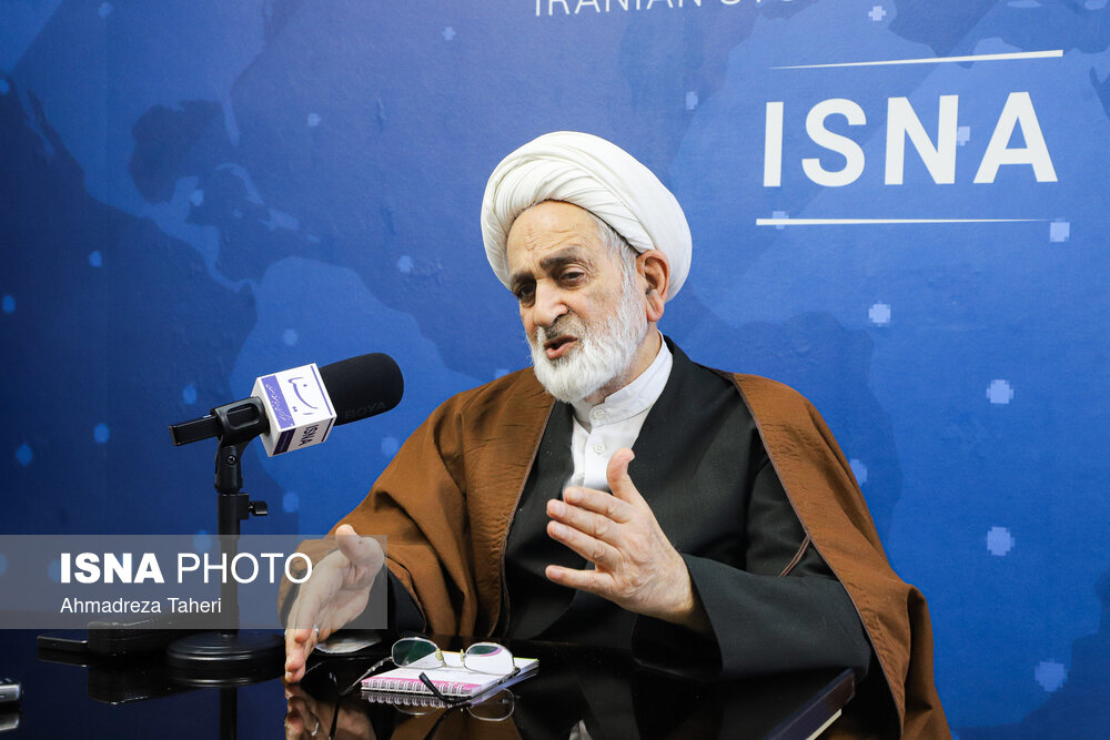 سالک: برخی با آگاهی از وضعیت فعلی فقط برای خودنمایی انتقاد غیرمنطقی می‌کنند