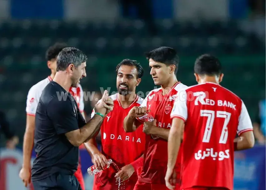 بزرگترها تیم را جمع کردند؛/ پورعلی: بعد از باخت به تراکتور خواب نداشتم!