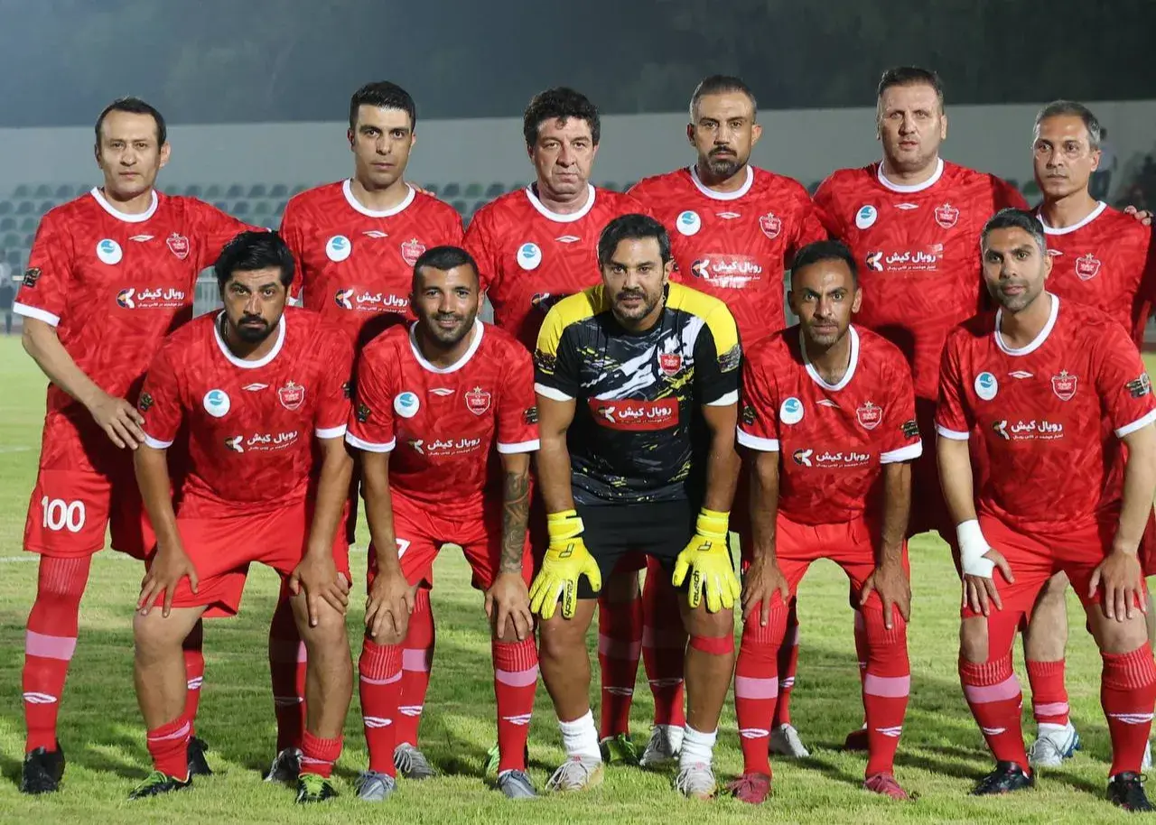 نکیسا بار دیگر پیراهن پرسپولیس را به تن کرد/ بازگشت مدیرعامل به چهارچوب دروازه (عکس)