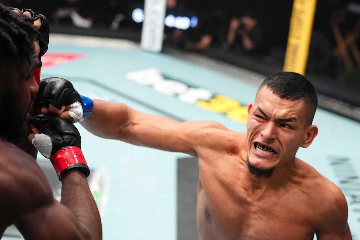 نکات برجسته شیدایی نیمه شب! Contender Series Co-Main در 15 ثانیه به پایان می رسد