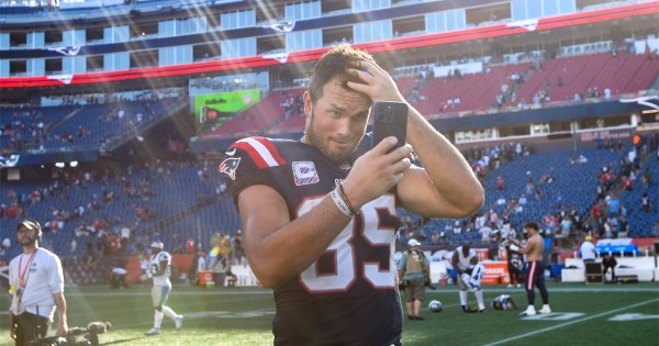 NFL Playbook TikTok را با قرارداد جدید گسترش می دهد