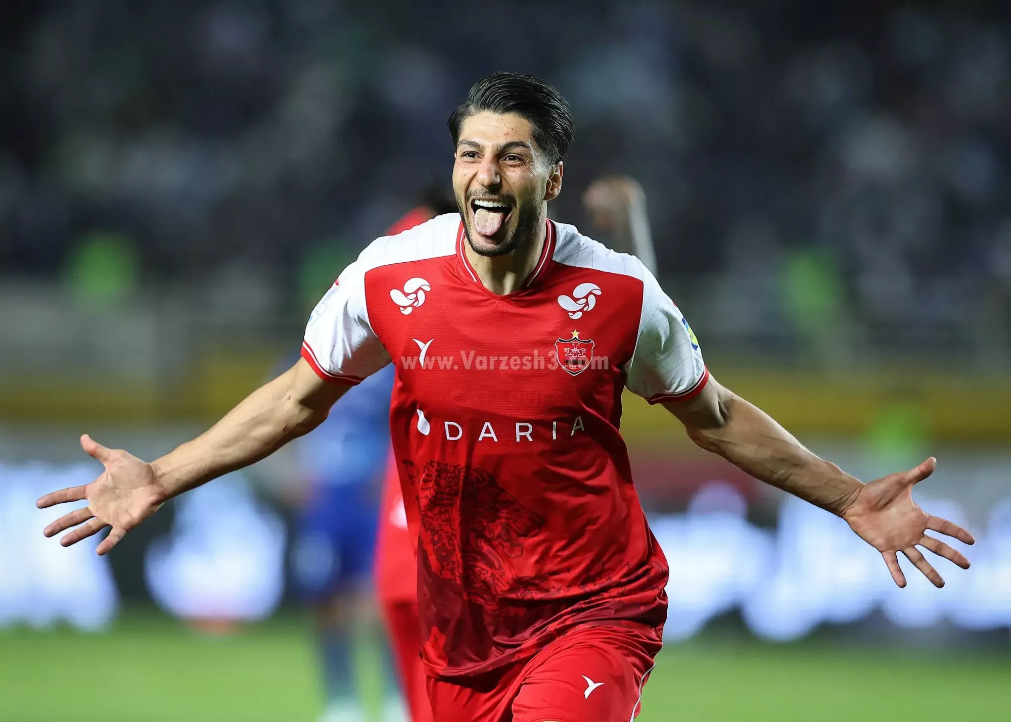 یک نیمه جذاب اما بدون گل/ زنده: استقلال ۰ - پرسپولیس ۰